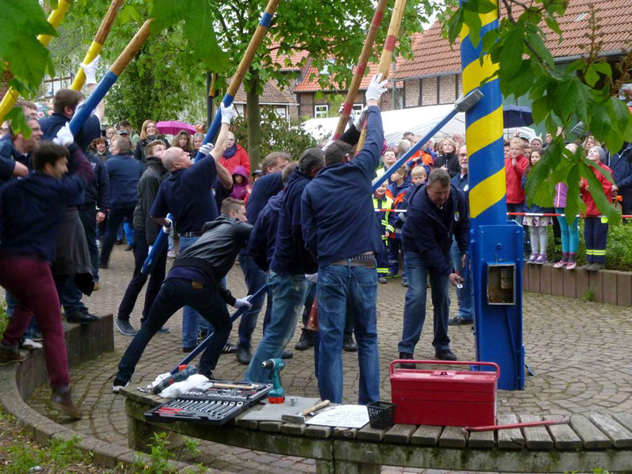 %_tempFileNamemaibaum_2015%20(9)%